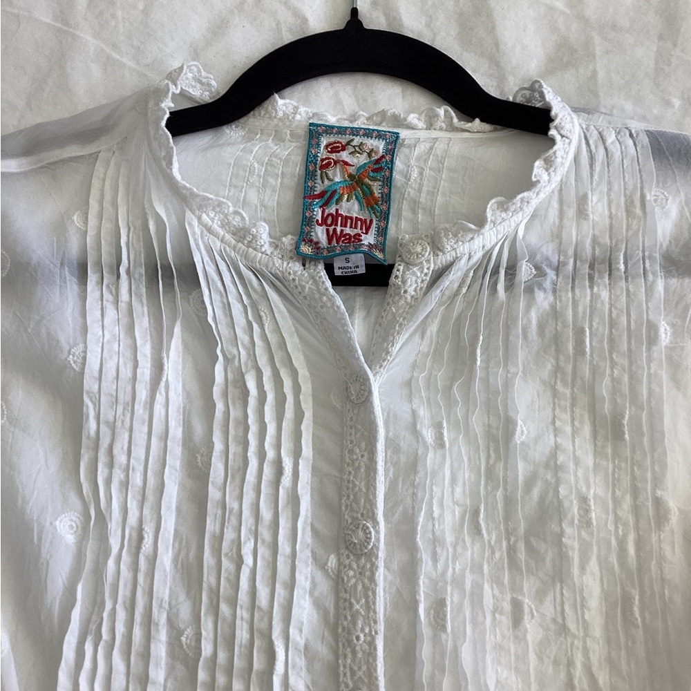 Johnny Was Ivory Pleated Top